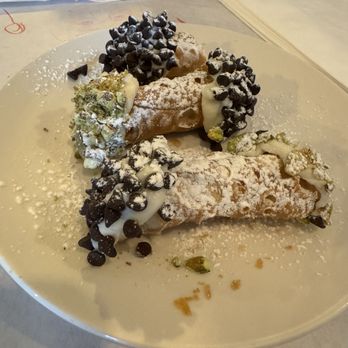 Amano - Canolis - Pizza Near Me - Las Vegas, Nevada Amano - Canolis - Pizza Near Me - Las Vegas, Nevada