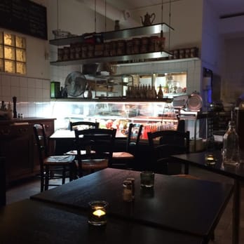 Osteria Qui - Fantastiskt god mat, gott vin och trevlig atmosfär, dags att gå hem. Klockan är mycket! - Italian Near Me - Malmö, M Osteria Qui - Fantastiskt god mat, gott vin och trevlig atmosfär, dags att gå hem. Klockan är mycket! - Italian Near Me - Malmö, M