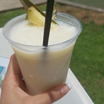 Bumbye Beach Bar - Pina colada! - Cocktail Bars Near Me - Wailea, Hawaii Bumbye Beach Bar - Pina colada! - Cocktail Bars Near Me - Wailea, Hawaii