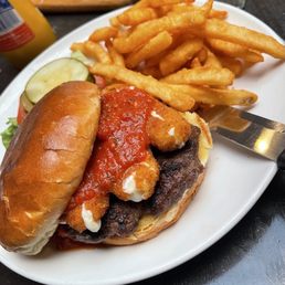 Mozzarella sticks burger Mozzarella sticks burger