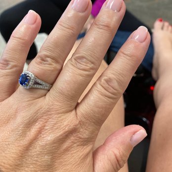 Nailz Bizzare - Gel mani - Nail Salons Near Me - Portland, Oregon Nailz Bizzare - Gel mani - Nail Salons Near Me - Portland, Oregon