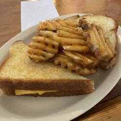 Jr's Bar & Grill - Lil' grilled cheese and waffle fries