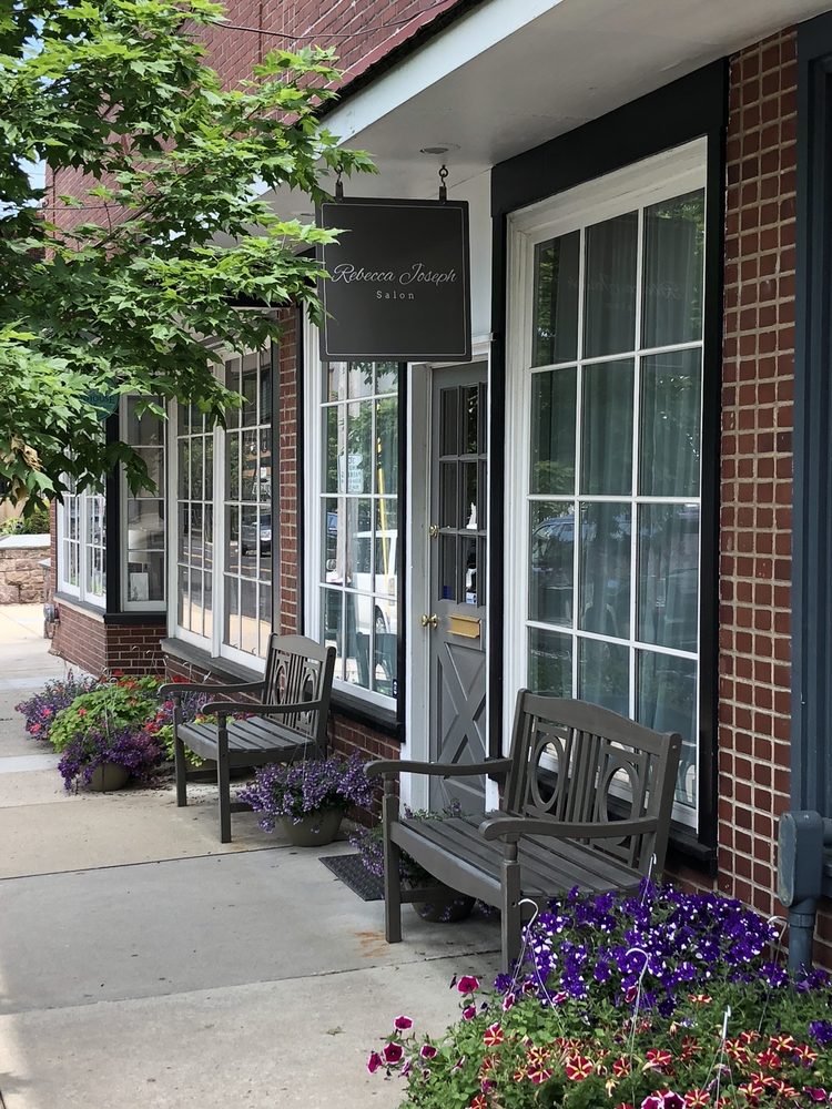 Rebecca Joseph Salon Image