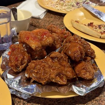 Flying Chicken Pa-Dak - Honey garlic - Chicken Wings Near Me - Artesia, California