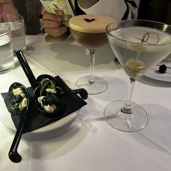 Chez Loma - Espresso martini, dirty martini - French Near Me - Coronado, California Chez Loma - Espresso martini, dirty martini - French Near Me - Coronado, California