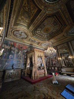 Château de Fontainebleau by null