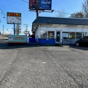 MSM Deli - Great neighborhood location (note the lack of expensive neon - adds too much cost!) - Delis Near Me - Tacoma, Washington MSM Deli - Great neighborhood location (note the lack of expensive neon - adds too much cost!) - Delis Near Me - Tacoma, Washington