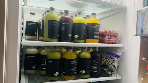 HI-VIBE Superfood Juicery by null