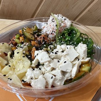 Pokeworks - Bowl with spicy salmon and spicy tuna - Poke Near Me - Webster, Texas