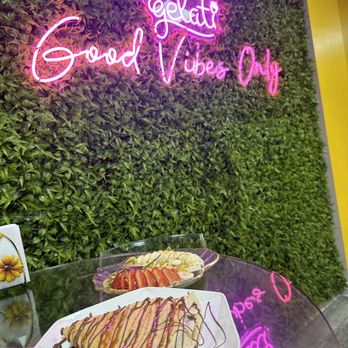 Gelati - Strawberry Nutella Crepe and Ashta with strawberry, kiwi, and banana - Gelato Near Me - Glendale, California Gelati - Strawberry Nutella Crepe and Ashta with strawberry, kiwi, and banana - Gelato Near Me - Glendale, California