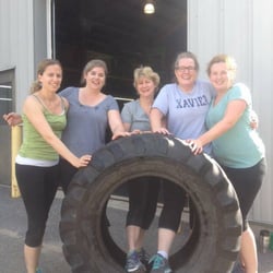 Crossfit 321 - GetFit Class Tire Flips