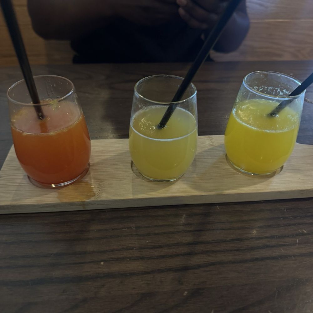 Toast & Berry - Mimosa flight - Breakfast & Brunch Near Me - Montgomery, Ohio Toast & Berry - Mimosa flight - Breakfast & Brunch Near Me - Montgomery, Ohio