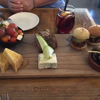 Tasca Tasca - Wine Bars Near Me - Sonoma, California