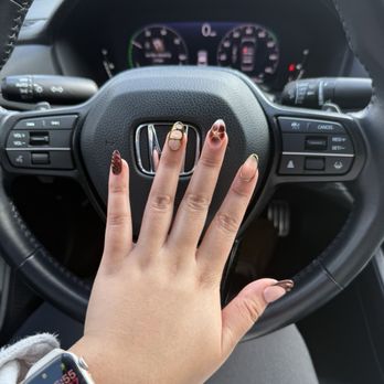 Oasis Nails - Nail Salons Near Me - Sacramento, California