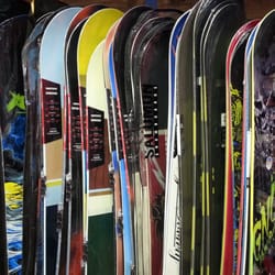 Radio Boardshop - Snowboard galore