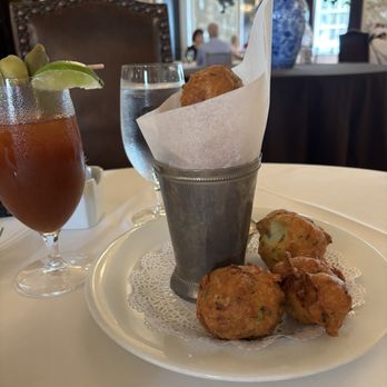 The Olde Pink House - Blue Crab Beignets Lunch - Coffee & Tea Near Me - Savannah, Georgia The Olde Pink House - Blue Crab Beignets Lunch - Coffee & Tea Near Me - Savannah, Georgia
