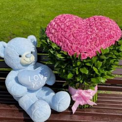 La fleur Boutique - And this is love...