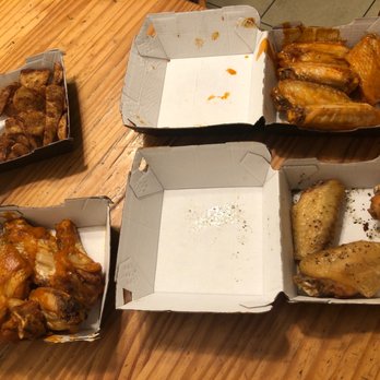 Buffalo Wild Wings - Terrible food - Chicken Wings Near Me - Mount Prospect, Illinois