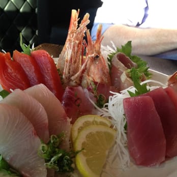 Harney Oceanside - Chefs choice of sashimi :) yummy! - Sushi Bars Near Me - Oceanside, California