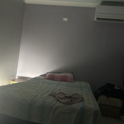 Yokos - Aircon, showers every room.
