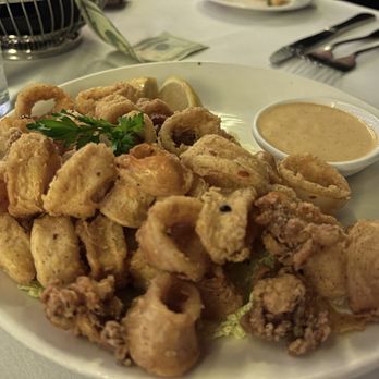 Mitch's on El Paseo - Crispy Fried Calamari - Seafood Near Me - Palm Desert, California