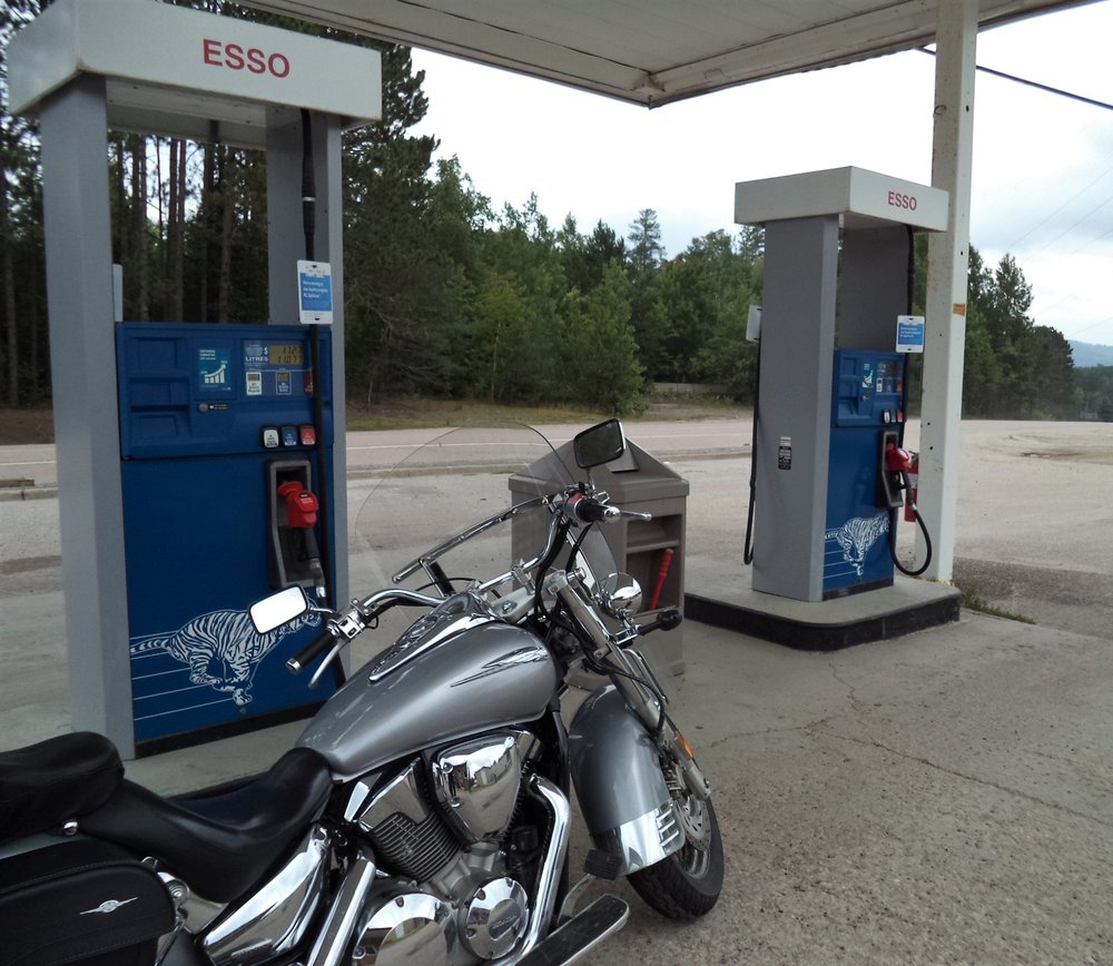 ROLPHTON ESSO Updated April 2024 37069 Highway 17, Rolphton