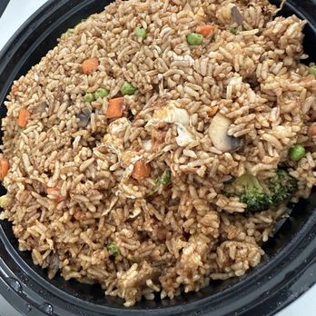 Mom Wong Kitchen - Vegetable fried rice - Chinese Near Me - Camarillo, California