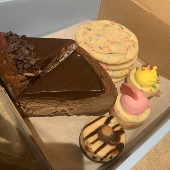The Cheesecake Girl - Some minis, regular slices and cookies. Cookies are okay. Chocolate cheesecake is average. Really liked black raspberry chip. - Bakeries Near Me - Hilliard, Ohio The Cheesecake Girl - Some minis, regular slices and cookies. Cookies are okay. Chocolate cheesecake is average. Really liked black raspberry chip. - Bakeries Near Me - Hilliard, Ohio