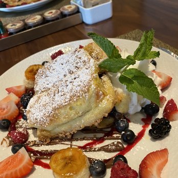 Mélange - Banana French Toast Roll with Nutella - Breakfast & Brunch Near Me - Arcadia, California Mélange - Banana French Toast Roll with Nutella - Breakfast & Brunch Near Me - Arcadia, California