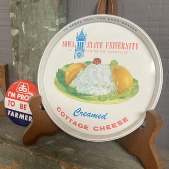 Dan and Debbie's Creamery - a plate of cottage cheese - Ice Cream & Frozen Yogurt Near Me - Ely, Iowa