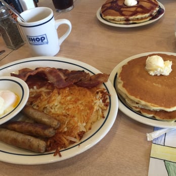 IHOP - Breakfast & Brunch Near Me - BAKERSFIELD, California