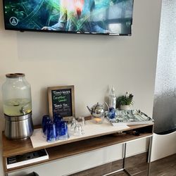 True REST Float Spa - Complimentary water and tea when you come out,