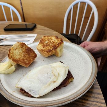 Jack's Restaurant - Breakfast & Brunch Near Me - Honolulu, Hawaii Jack's Restaurant - Breakfast & Brunch Near Me - Honolulu, Hawaii