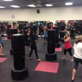 Farrell's Extreme Bodyshaping - Kickboxing Near Me - Andover, Minnesota