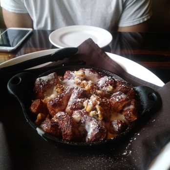 Rosewood Grill - Monkey bread - New American Near Me - Hudson, Ohio