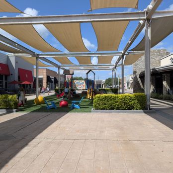 1. First Colony Mall