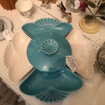 Go2girlz Estates - Vintage mid century relish, chip and dip set - Antiques Near Me - Tehachapi, California Go2girlz Estates - Vintage mid century relish, chip and dip set - Antiques Near Me - Tehachapi, California