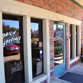 Union Street Cafe - the reflection of a car in the window - Cafes Near Me - Tulsa, Oklahoma Union Street Cafe - the reflection of a car in the window - Cafes Near Me - Tulsa, Oklahoma