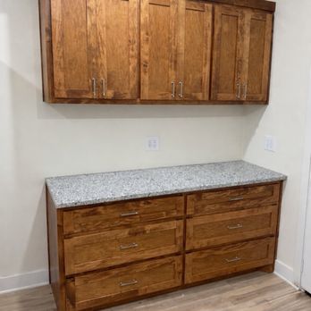 Baze Builds - Custom maple wood cabinets with granite countertop - Cabinetry Near Me - Denison, Texas Baze Builds - Custom maple wood cabinets with granite countertop - Cabinetry Near Me - Denison, Texas