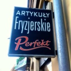 Perfekt - Profesjonalne Artykuły Fryzjerskie - Wejście