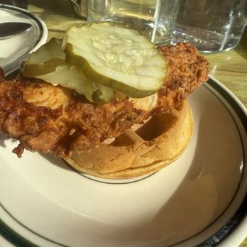 7th & Carson - Chicken and Waffles - New American Near Me - Las Vegas, Nevada