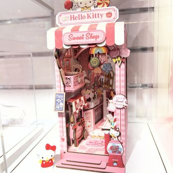 Fantasy Land - Souvenir Shops Near Me - Las Vegas, Nevada