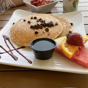 Belle's - Chocolate pancakes - Cafes Near Me - Newport, Rhode Island