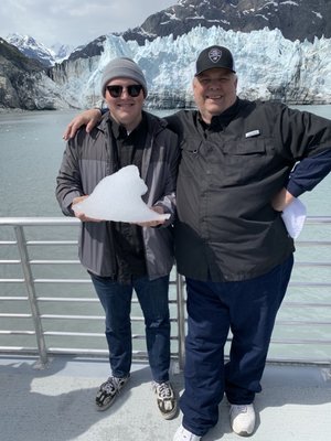 Glacier Bay Lodge & Tours by null