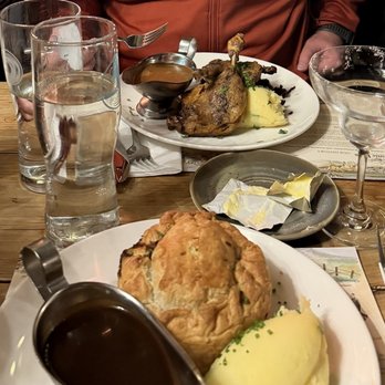 Johnnie Fox's Pub - Beef & Guinness pie Confit duck leg - Gastropubs Near Me - Dublin, D Johnnie Fox's Pub - Beef & Guinness pie Confit duck leg - Gastropubs Near Me - Dublin, D
