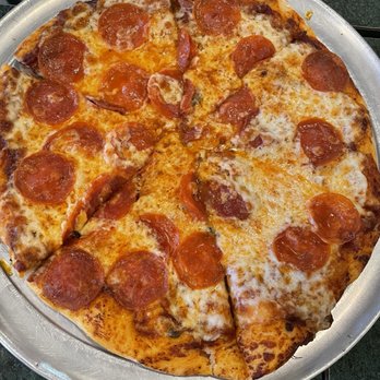 Numero Uno Pizza | Santa Clarita - Pepperoni Pizza - Pizza Near Me - Santa Clarita, California Numero Uno Pizza | Santa Clarita - Pepperoni Pizza - Pizza Near Me - Santa Clarita, California