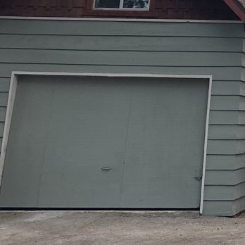 Kustom Garage Doorz - old wood garage door with no automatic opener - Garage Door Services Near Me