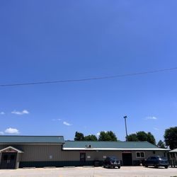 Goose Lake Club - Huge Parking @ Goose Lake Club . Open to the Public. Sports Bar Bingo Trivia DJs Live Bands etc. 3935 Goose Lake Rd, Morris, IL 60450 .Cool.