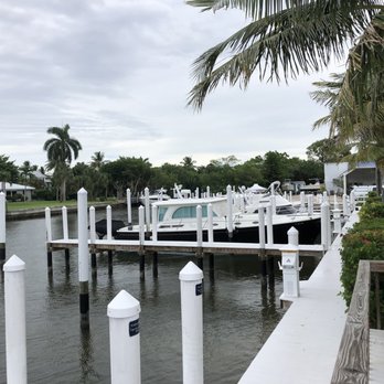 Gramma Dot's - Seafood Near Me - Sanibel, Florida