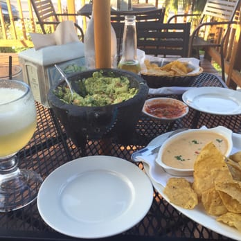 Sin Fronteras Cafe - Drinks, queso and guacamole! - Latin American Near Me - Annapolis, Maryland